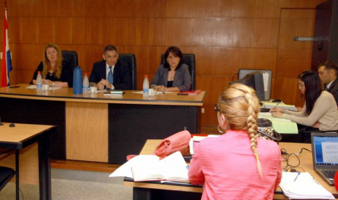 Imágenes de un juicio oral y público desarrollado en el Palacio de Justicia de Asunción