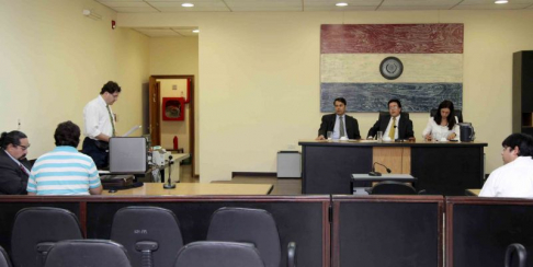 Imágen de un juicio oral y público desarrollado en el Palacio de Justicia