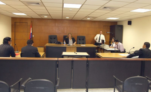Imágen de un juicio oral y público desarrollado en el Palacio de Justicia