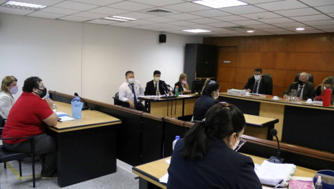 Desarrollo de una audiencia oral en la capital.