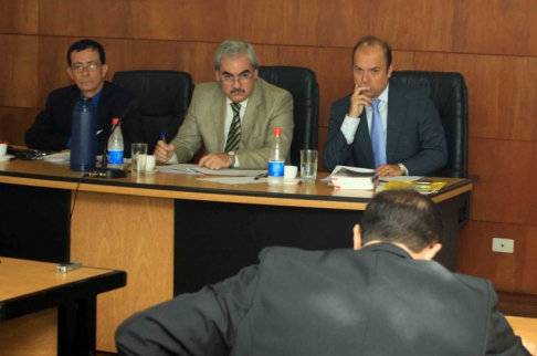 Imágen de un juicio oral y público desarrollado en el Palacio de Justicia de Asunción