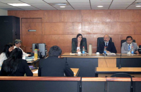 Imagen de un juicio oral desarrollado en el Palacio de Justicia de Asunción