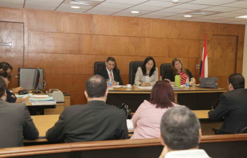 Imagen de un juicio oral desarrollado en el Palacio de Justicia de Asunción