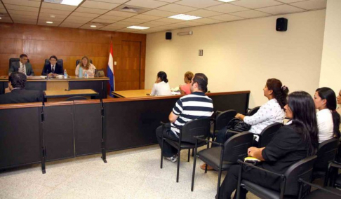 Imagen de un juicio oral desarrollado en el Palacio de Justicia de Asunción
