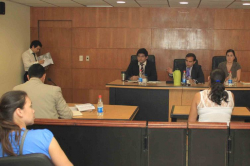 Imagen de un juicio oral desarrollado en el Palacio de Justicia de Asunción