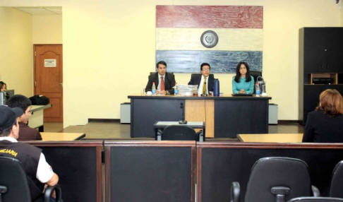 Imagen de un juicio oral desarrollado en el Palacio de Justicia de Asunción