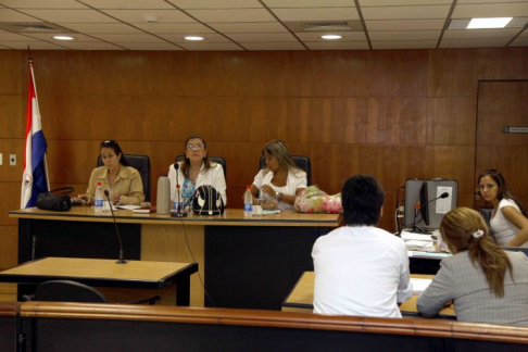 Imágen de un juicio oral y público desarrollado en el Palacio de Justicia
