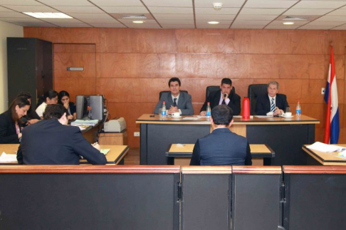 Imágen de un juicio oral y público desarrollado en el Palacio de Justicia