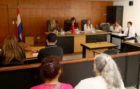 Imagenes de un Juicio Oral y Público desarrollado en el Palacio de Justicia de Asunción