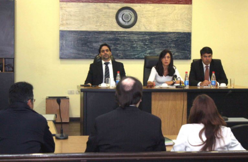 Imagen de un juicio oral desarrollado en el Palacio de Justicia de Asunción