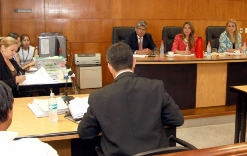 Imágenes de un juicio oral y público desarrollado en el Palacio de Justicia 