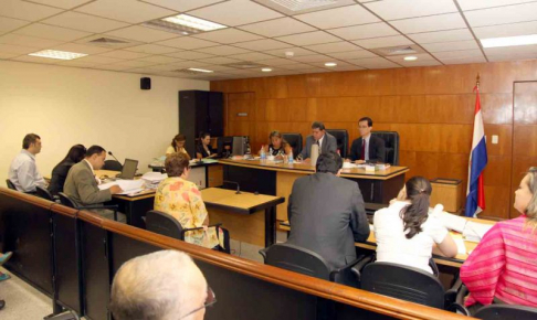 Imágen de un juicio oral y público desarrollado en el Palacio de Justicia