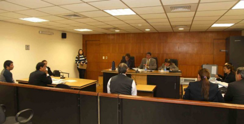 Imagen de un juicio oral desarrollado en el Palacio de Justicia de Asunción