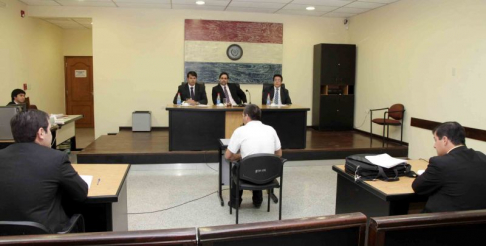Imagen de un juicio oral desarrollado en el Palacio de Justicia de Asunción