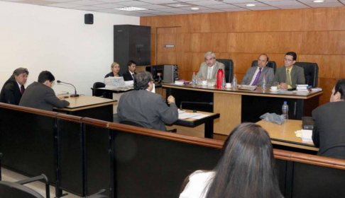 Imàgenes de un juicio oral y público desarrollado en el Palacio de Justicia de Asunción 