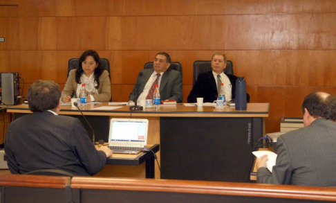 Imagen de un juicio oral y público desarrollado en el Palacio de Justicia de Asunción