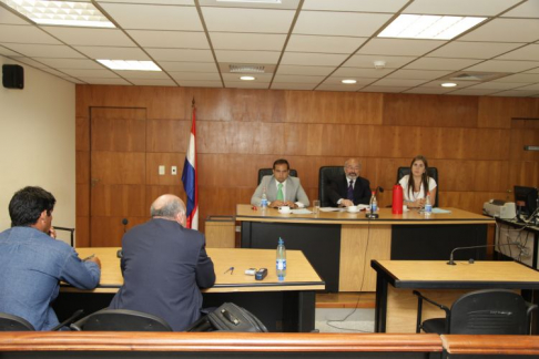 Imagen de un juicio oral desarrollado en el Palacio de Justicia de Asunción