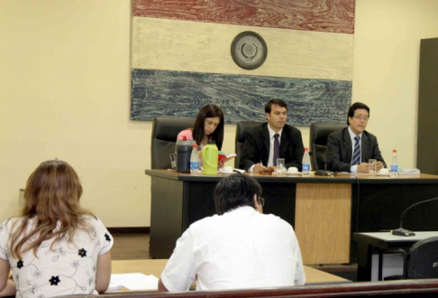 Imagen de un juicio oral desarrollado en el Palacio de Justicia de Asunción