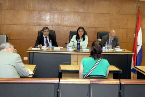 Imagen de un juicio oral desarrollado en el Palacio de Justicia de Asunción