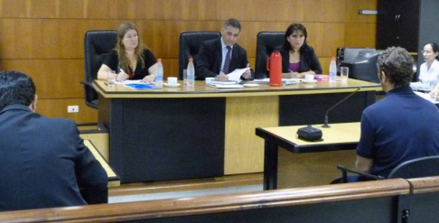 Imágenes de un juicio oral y público desarrollado en el Palacio de Justicia de Asunción