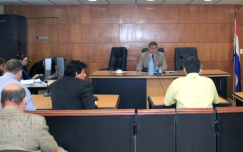 Imagen de un juicio oral desarrollado en el Palacio de Justicia de Asunción