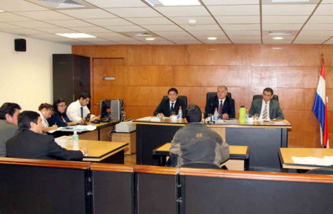 Imagen de un juicio oral desarrollado en el Palacio de Justicia de Asunción