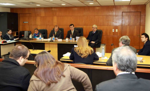 Imagen de un juicio oral y público desarrollado en el Palacio de Justicia de Asunción