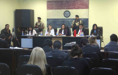 Imagen de un juicio oral desarrollado en el Palacio de Justicia de Asunción