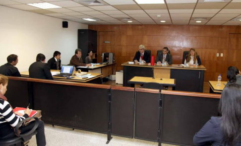 Imágen de un juicio oral y público desarrollado en el Palacio de Justicia