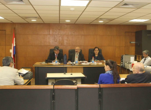 Imagen de un juicio oral desarrollado en el Palacio de Justicia de Asunción