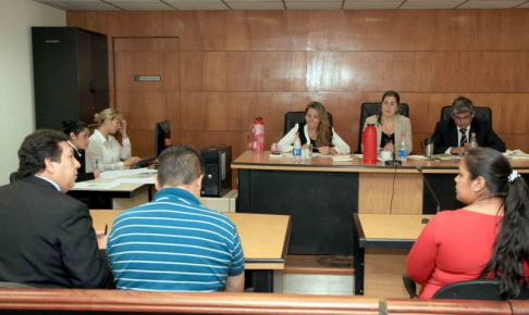 Imágen de un juicio oral y público desarrollado en el Palacio de Justicia