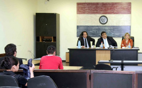 Imagen de un juicio oral desarrollado en el Palacio de Justicia de Asunción