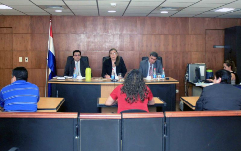 Imagen de un juicio oral desarrollado en el Palacio de Justicia de Asunción