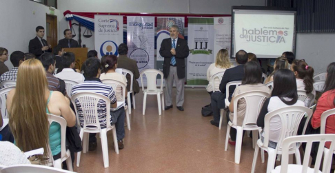 Realizaron jornadas de "Hablemos de Justicia" en Alto Paraná.