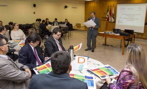 Miembros de la Circunscripción Judicial de Itapúa en plena tarea.