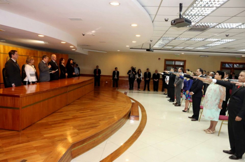 Prestaron juramento de rigor jueces que desempeñarán funciones en distintos fueros para las diferentes Circunscripciones Judiciales del país.