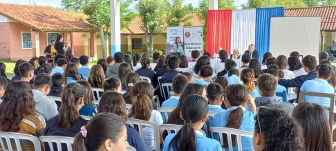 Alumnos de cuatro instituciones educativas de la ciudad de Mauricio José Troche fueron instruidos sobre sus derechos y obligaciones a través del módulo “El Juez  que yo quiero y necesitamos”.