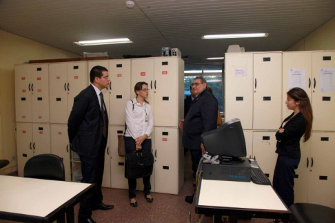 Presidente de la Corte recorrió juzgados civiles