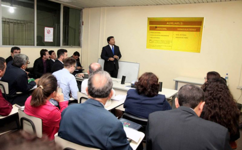 Los encuentros como objetivo lograr la adaptación de los abogados a la plataforma digital.