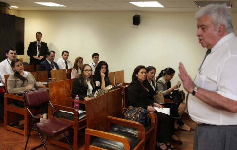 Curso de Actualización en lo Civil y Comercial.
