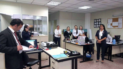 El procedimiento sorpresa se realizó en el marco de la campaña “Compromiso con la gente”.