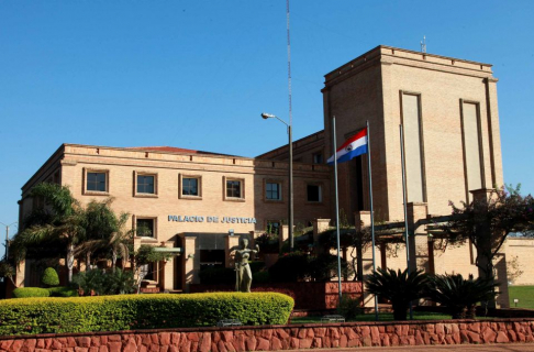 Fachada de la sede judicial de la Circunscripción Judicial de Misiones.