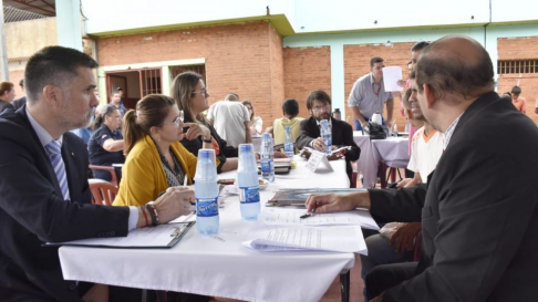 Una comitiva judicial llevó a cabo este viernes una jornada de trabajo en la Penitenciaría Regional de Encarnación (CERESO).