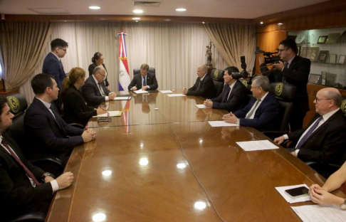 CSJ y TSJE fortalecen cooperación institucional con renovación de convenio.