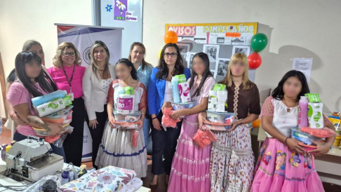 Juzgados realizaron donaciones al Centro Educativo “Virgen de Fátima”.