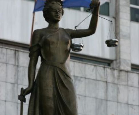 Abogados sancionados durante el Juicio a ex cajeros de Aduana
