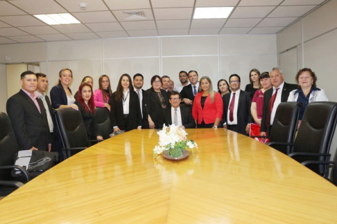 Alumnos de la Carrera de Derecho visitaron el Palacio de Justicia de Encarnación.