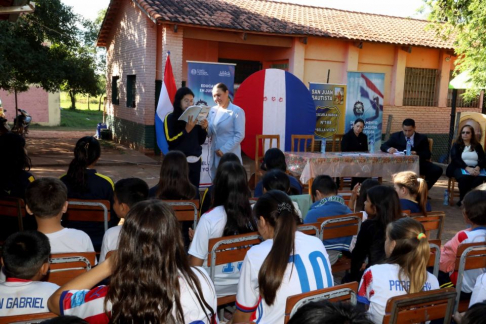 Charla educativa en el marco del programa de formación ciudadana del Poder Judicial “El juez que yo quiero”, en el departamento de Amambay.