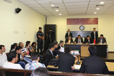 El juicio oral proseguirá mañana a las 9:00, cuando el Tribunal de Sentencia dará a conocer lo resuelto en cuanto a los incidentes de reposición planteados por la defensa.