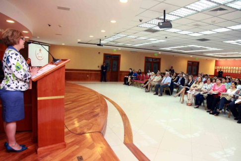 Ayer se inició el seminario sobre mediación como método alternativo de solución de controversias en materia de propiedad intelectual con la presencia de la ministra Gladys Bareiro de Módica.